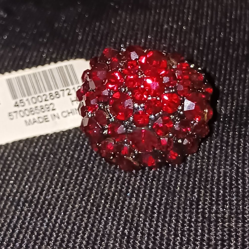 White house Balck Market ring - Picture 2 of 4